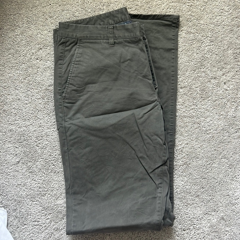 Lightly Worn Medium Brown/Grey Bonobos Pants